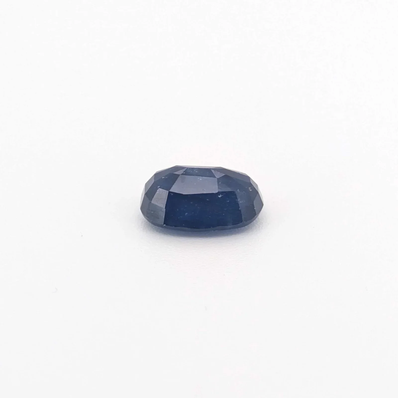 Natural Blue Sapphire (Neelam) 5.57 Carat – for Saturn – image 4