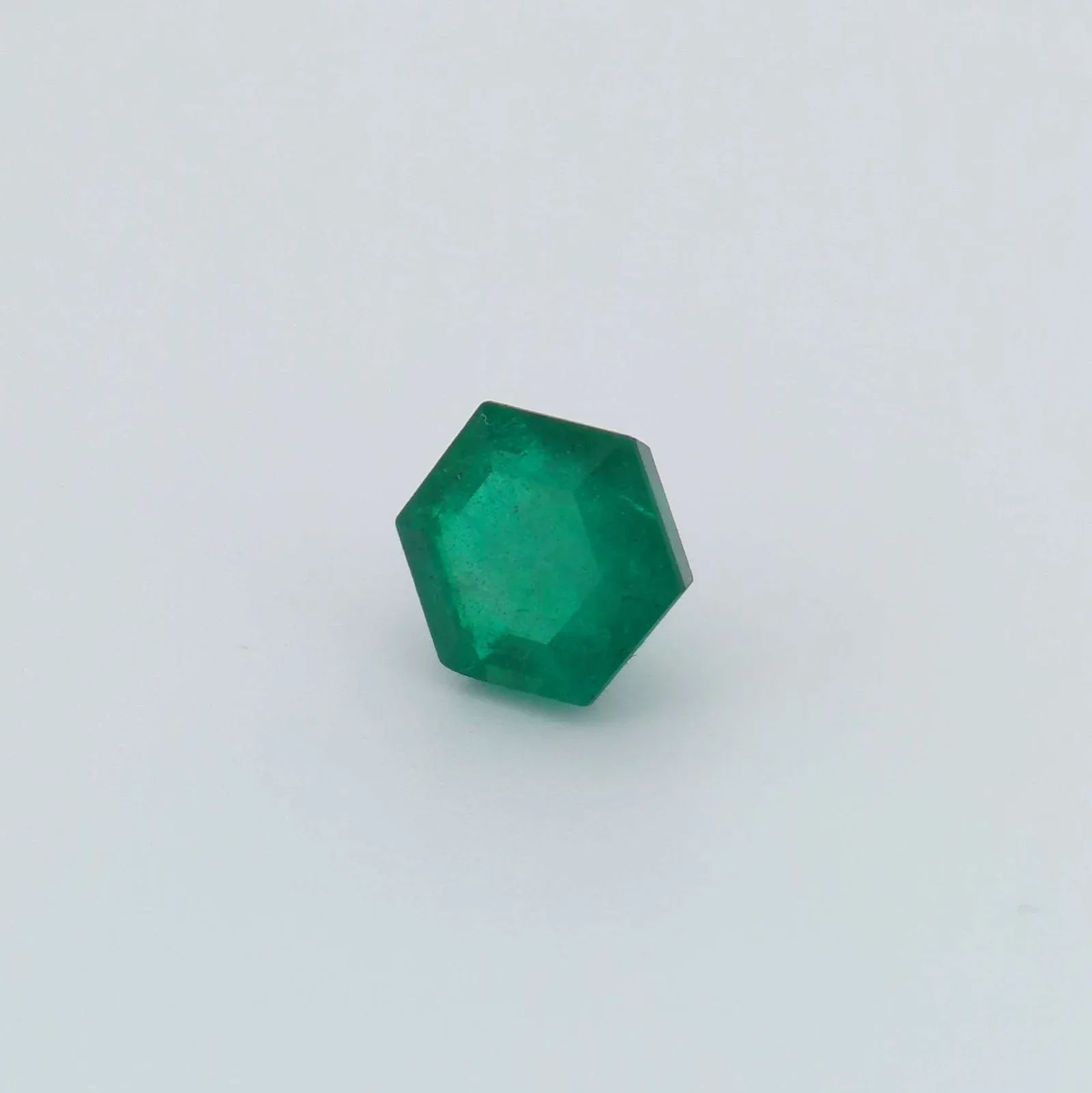 Natural Emerald (Panna) 4.18 Carat – for Mercury – image 3