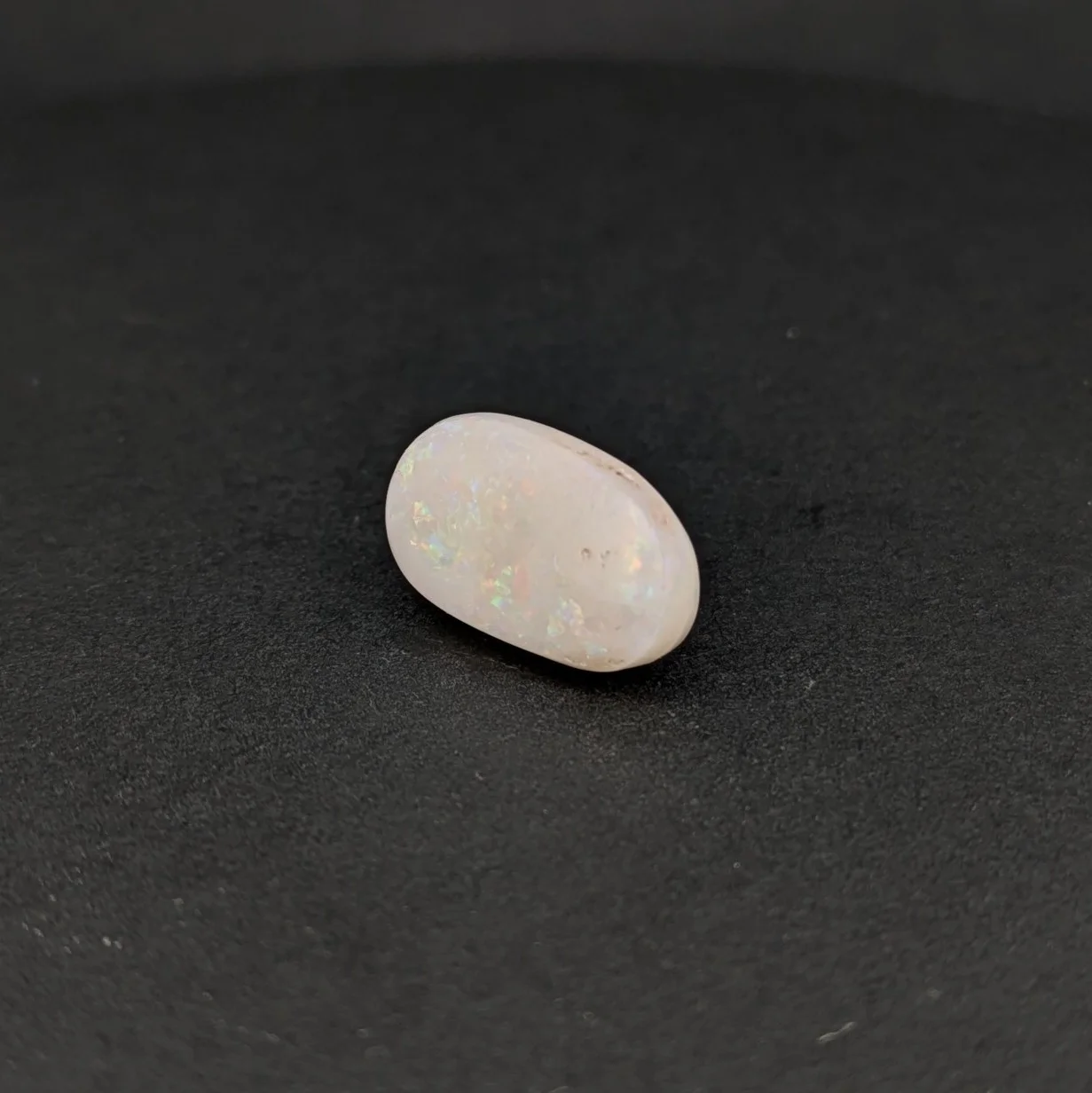 Natural Opal (Opal) 3.92 Carat – Venus Upratna