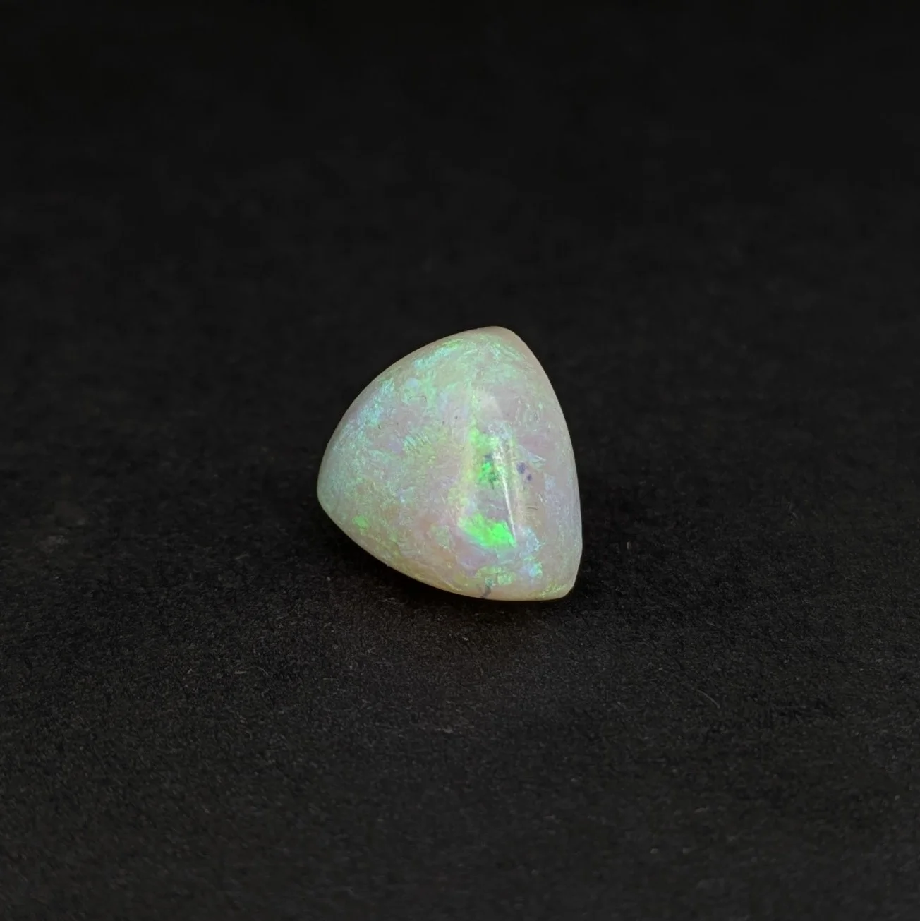 Natural Opal (Opal) 4.32 Carat – Venus Upratna