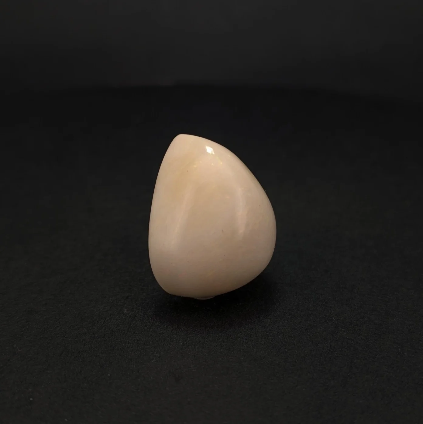 Natural Opal (Opal) 16.7 Carat – Venus Upratna