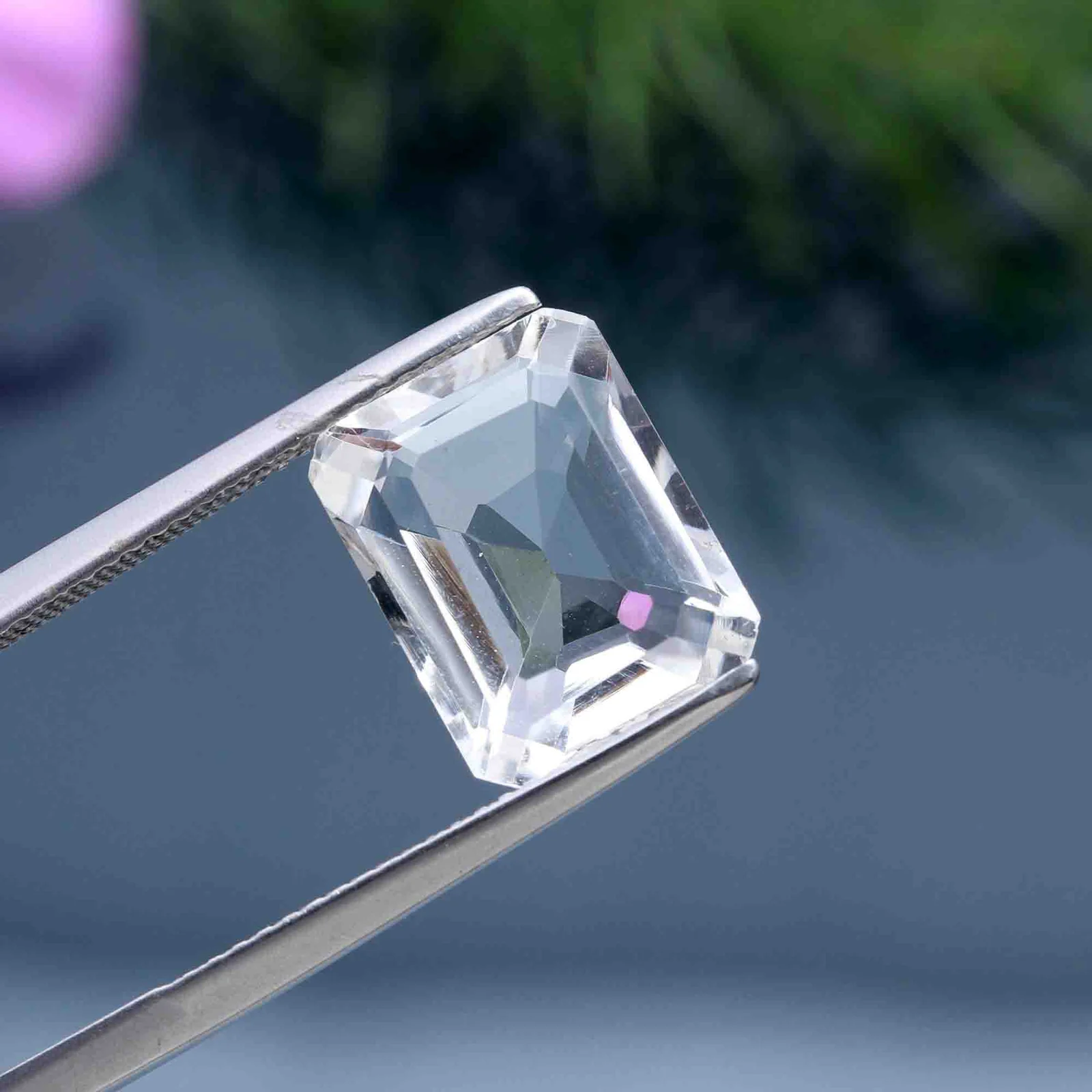 Natural Clear Quartz (Sphatik) 6.71 Carat – Certified Natural Gemstone – image 2